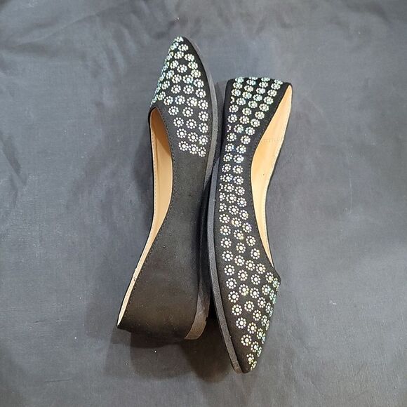 BRAND NEW FOREVER STUDDED POINTED TOE WOMEN"S BALLET FLATS - Picture 12 of 13